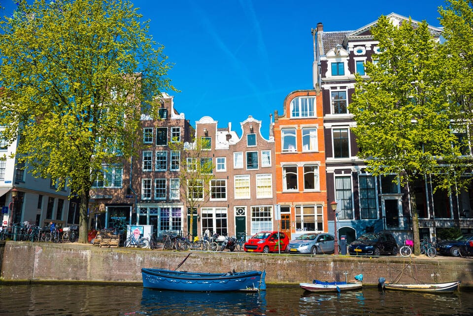 amsterdamin kanaaliristeily ()